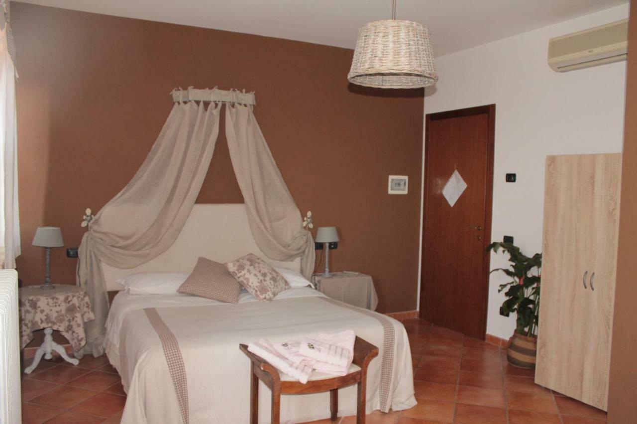 Agriturismo B&B Le Casette Sul Garda Кавайон-Веронезе Экстерьер фото